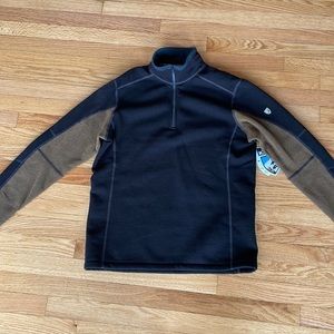 New Kuhl 1/4 zip up size medium. Still has tags!